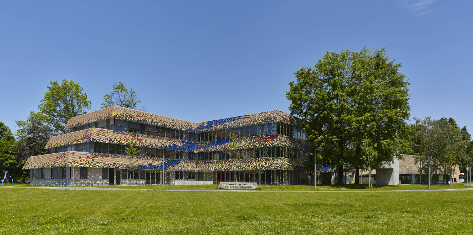 Université de Pau et des Pays de l’Adour UPPA brique architecture contemporaine Patrick Mauger restructuration extension faculté de Droit