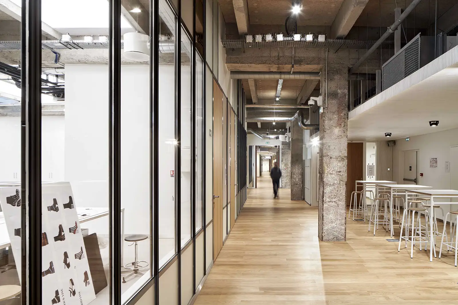 educational architect couloirs