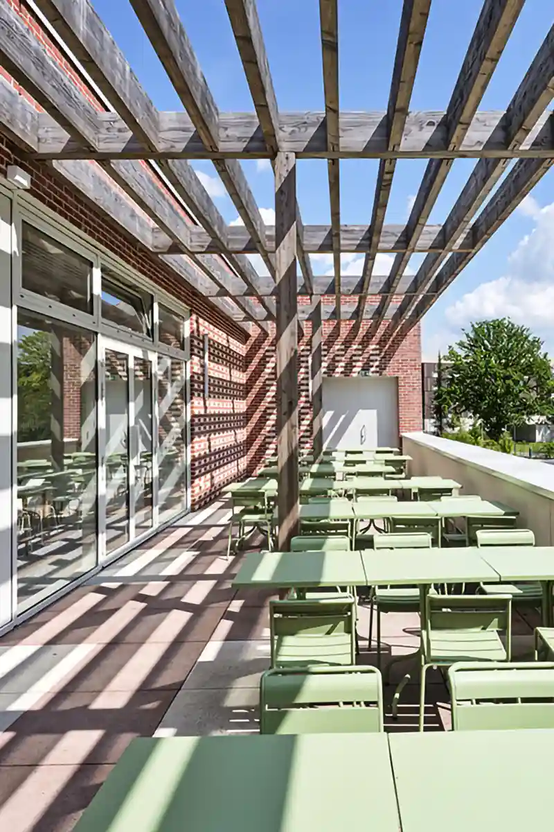 crous de lille terrasse mobilier