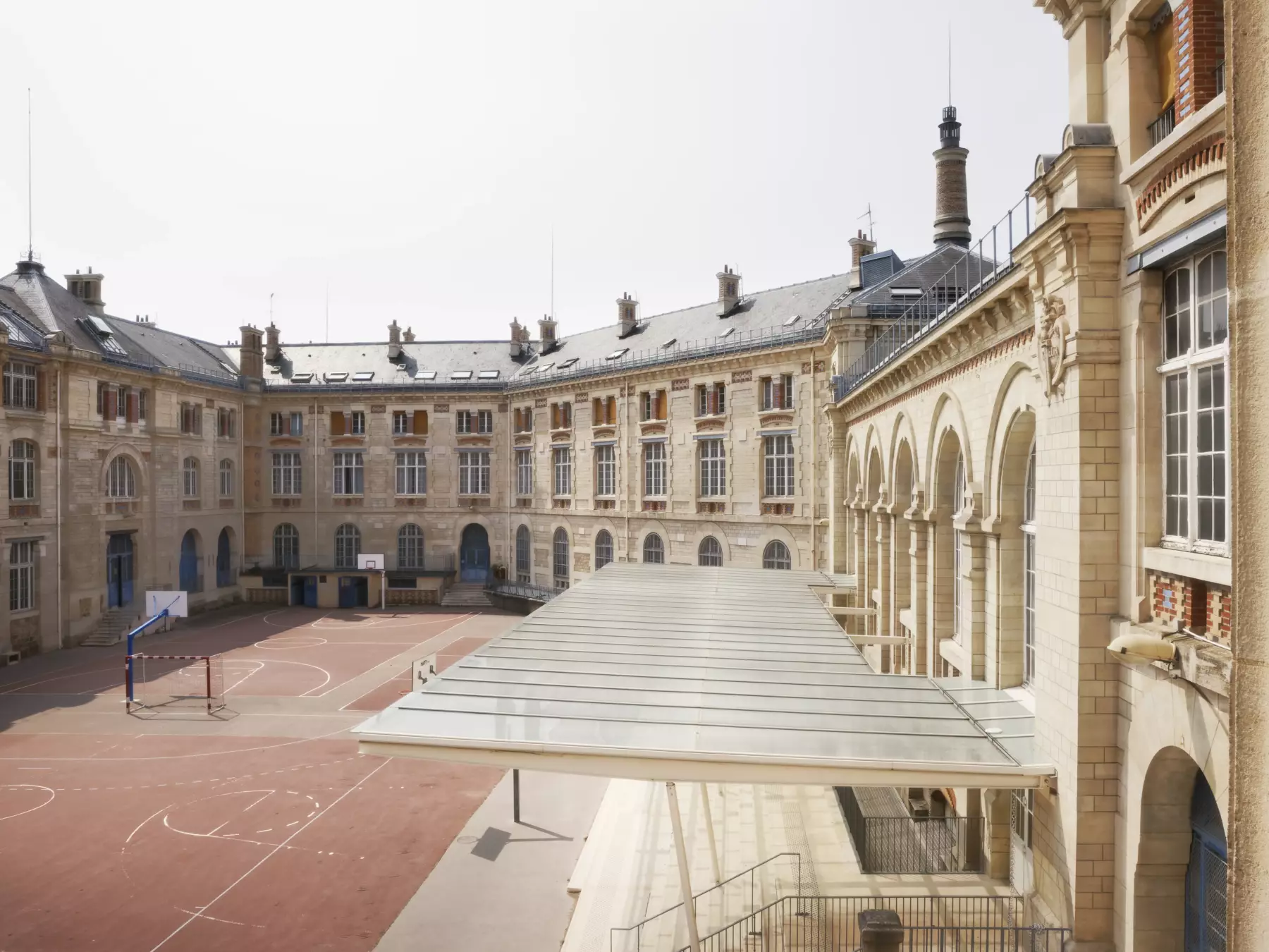 restauration collèg e et lycée voltaire paris